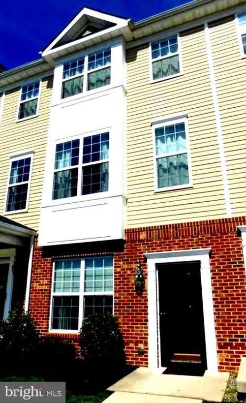 82 Riverwalk Blvd, BURLINGTON, NJ, 08016-1066 | Card Image