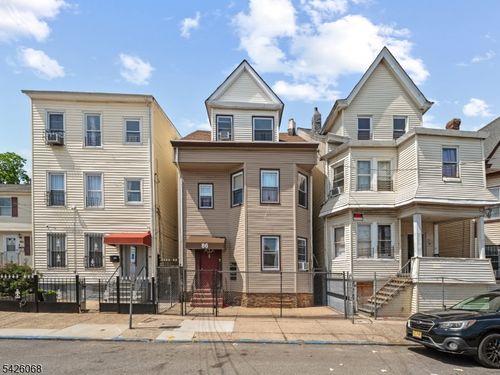 86 Pennington St, Paterson, NJ, 07501-3138 | Card Image