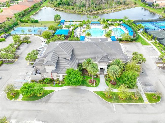 11717 Meadowrun Cir, House other with 4 bedrooms, 4 bathrooms and null parking in FORT MYERS FL | Image 28