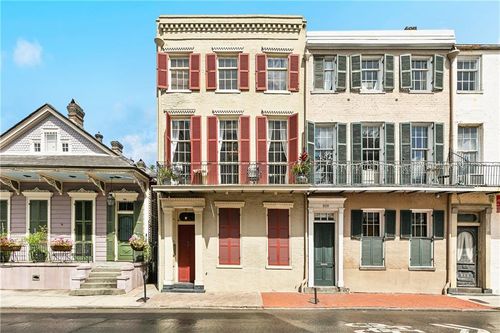 c-827 Burgundy St, New Orleans, LA, 70116-3075 | Card Image