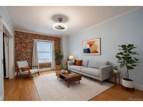 apt-4-1340 N Emerson St, Denver, CO, 80218-4204 | Card Image