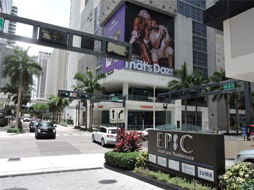 apt-3109-200 Biscayne Boulevard Way, Miami, FL, 33131-2159 | Card Image