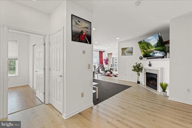 121 Kyle Way, Condo with 2 bedrooms, 2 bathrooms and null parking in Ewing NJ | Image 4