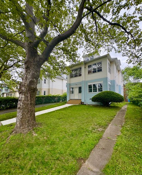 1-46 Westbourne Pkwy, Hartford, CT, 06112-1731 | Card Image