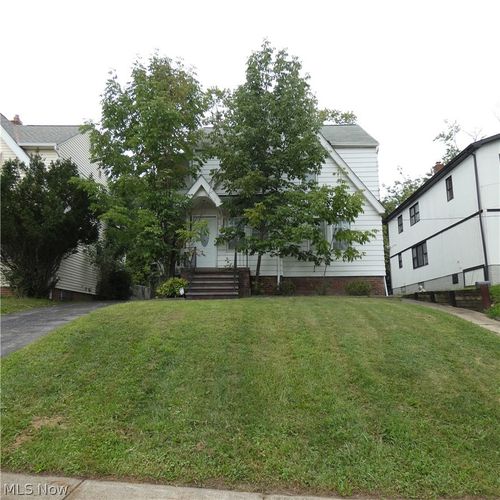 13187 Forestdale Dr, Garfield Heights, OH, 44125-1837 | Card Image