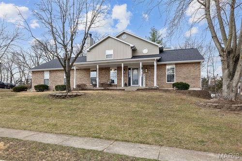 1956 Woodland Ct, Wentzville, MO, 63385-2651 | Card Image