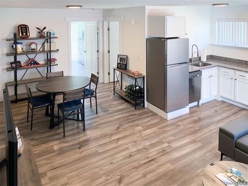 25 Polk St, Rocky Point, NY, 11778-1005 | Card Image