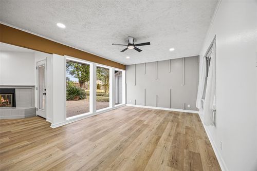 10259 Old Orchard Rd, La Porte, TX, 77571-4227 | Card Image