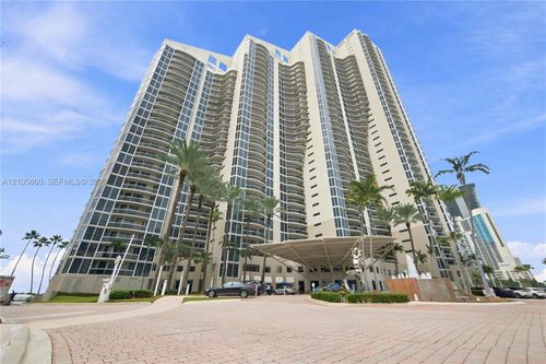 1903-17555 Collins Ave, Sunny Isles Beach, FL, 33160-2888 | Card Image