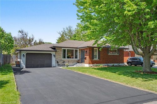 51 Parnell Road, St Catharines, ON, L2N2W5 | Card Image