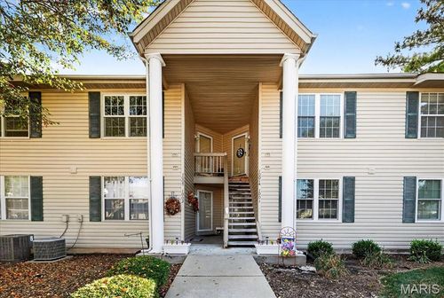 a-1001 Sugar Creek Ct, Saint Peters, MO, 63376-7425 | Card Image