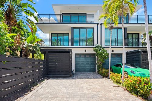 2-722 Ne 15th Ave, Fort Lauderdale, FL, 33304-2953 | Card Image