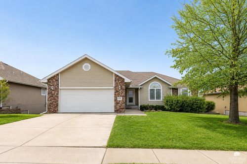 4193 Taneil Dr, Manhattan, KS, 66502-8860 | Card Image