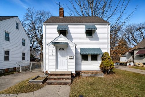 22601 Ivan Ave, Euclid, OH, 44123-3237 | Card Image