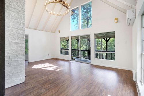 291 White Oak Cir, Pointblank, TX, 77364-7319 | Card Image