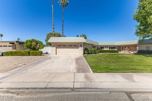 10634 W Hutton Dr, Sun City, AZ, 85351-1137 | Card Image