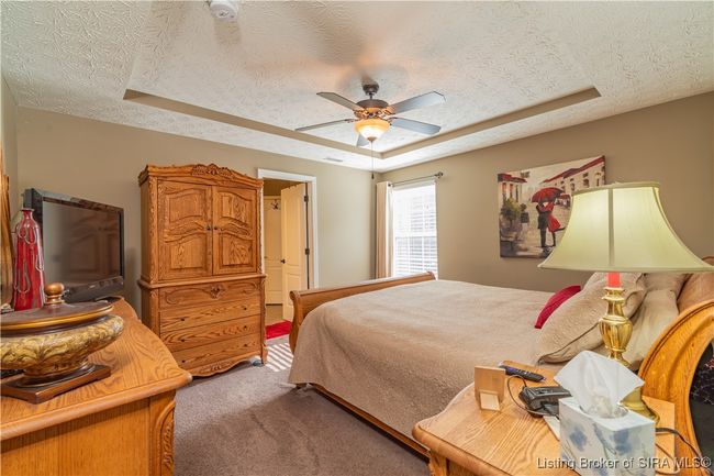 1721 Spring Gate Cir, Condo with 3 bedrooms, 2 bathrooms and null parking in Jeffersonville IN | Image 13