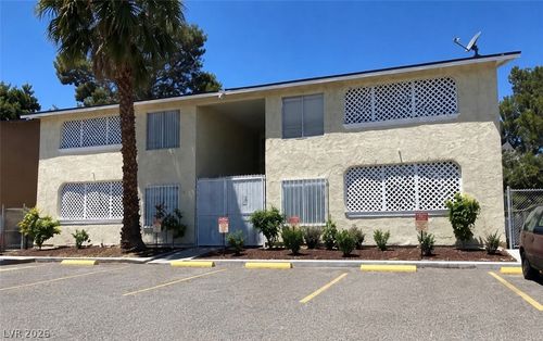 d-2762 Sidewinder Ln, Las Vegas, NV, 89121-7652 | Card Image