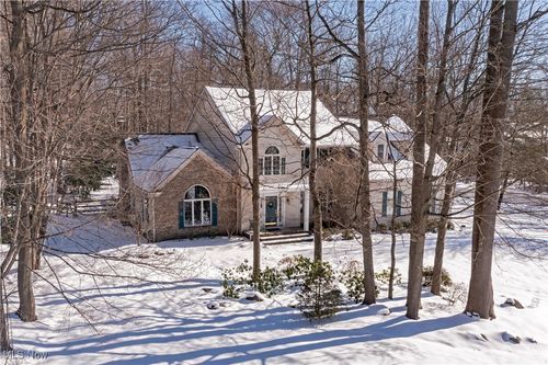 17381 Old Tannery Trail, Chagrin Falls, OH, 44023 | Card Image