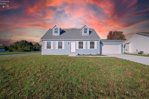 2707 Highland Dr, Sandusky, OH, 44870-1205 | Card Image