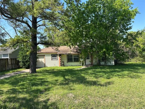 201 Ipswich Rd, Houston, TX, 77061-5005 | Card Image