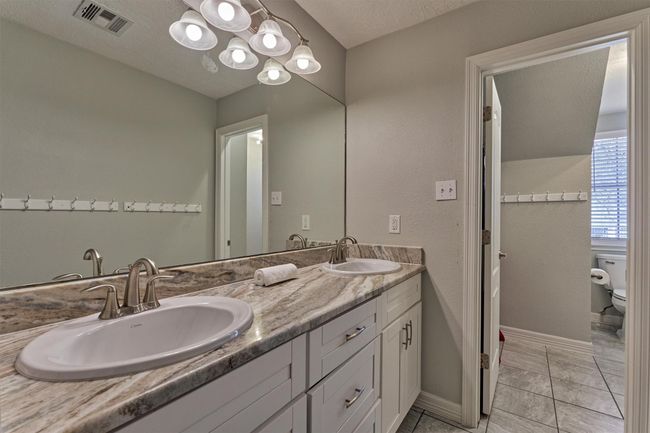 24203 Creekview Dr, House other with 4 bedrooms, 3 bathrooms and 2 parking in Spring TX | Image 24