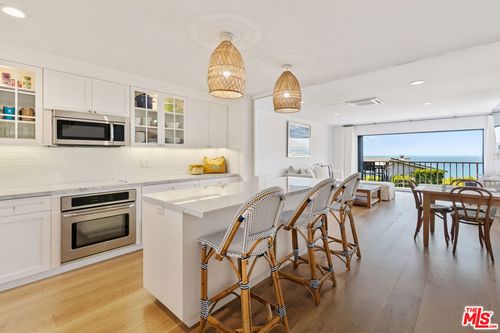 73-6768 Shearwater Ln, Malibu, CA, 90265-4144 | Card Image