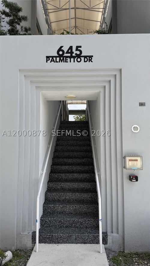 12-645 Palmetto Dr, Miami Springs, FL, 33166-5990 | Card Image