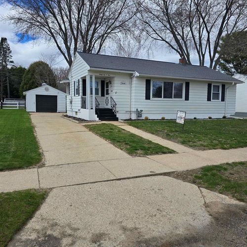 3205 15th Street Street, Menominee, MI, 49858 | Card Image