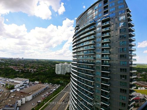 2133-7161 Yonge St, Thornhill, ON, L3T0C8 | Card Image