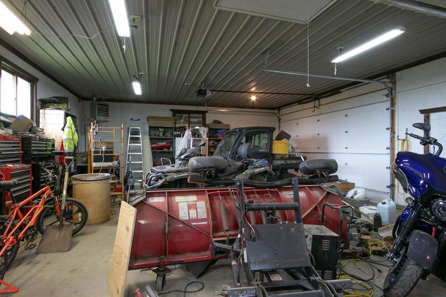 4 stall insulated and heated garage | Image 68