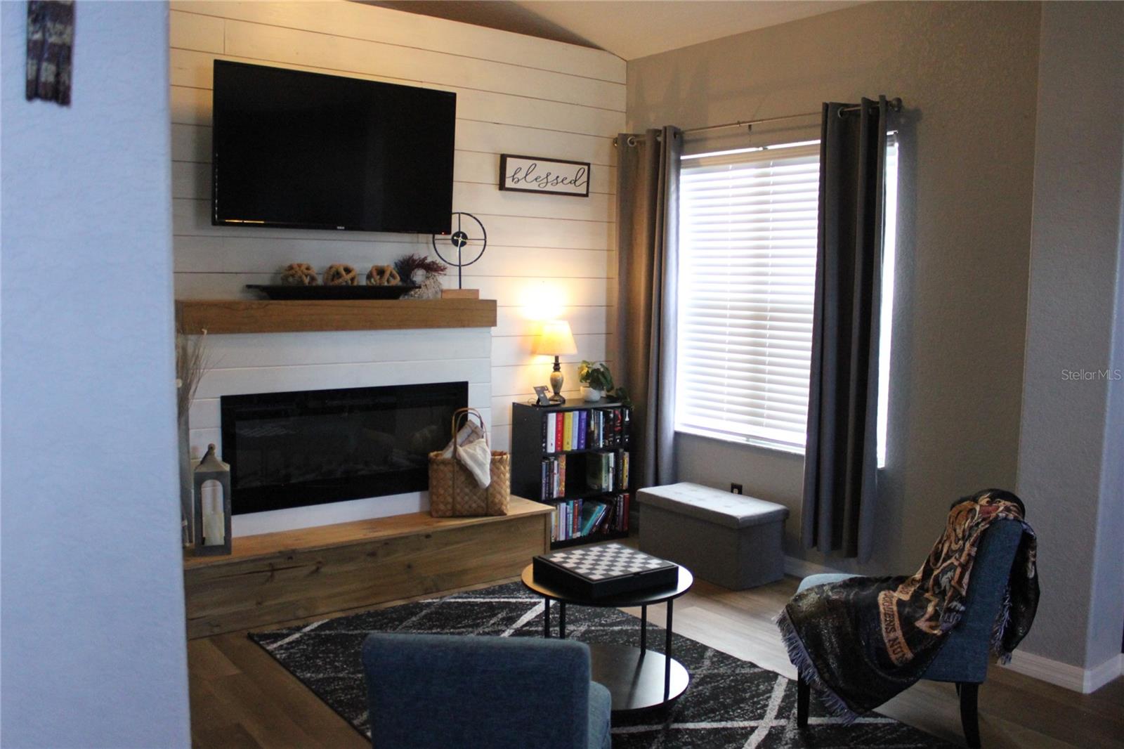 Residential in DAVENPORT 4