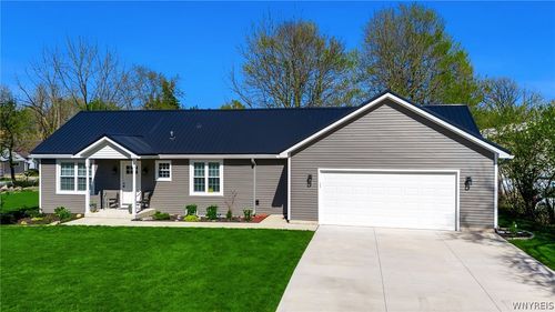 4691 Quarry Ln, Clarence, NY, 14031-1523 | Card Image