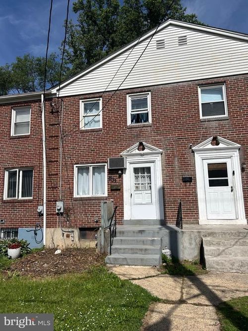 831 Parkside Ave, Trenton, NJ, 08618-3440 | Card Image