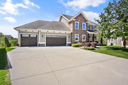 245 Stone Bridge Cir, Deerfield, WI, 53531-9359 | Card Image