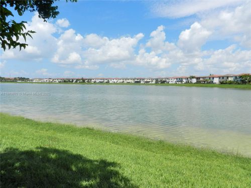 3265 W 100th Ter, Hialeah, FL, 33018-2101 | Card Image