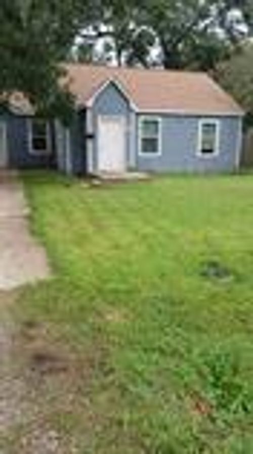 1103 Pirtle St, La Marque, TX, 77568-4037 | Card Image