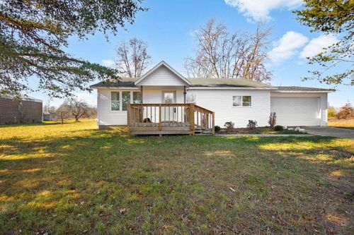 7815 Randolph St, Culver, IN, 46511-7000 | Card Image