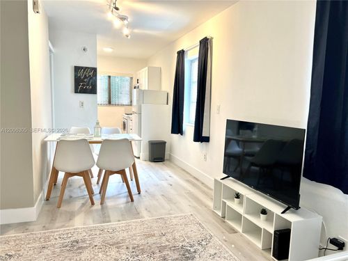 8-825 Euclid Ave, Miami Beach, FL, 33139-5727 | Card Image