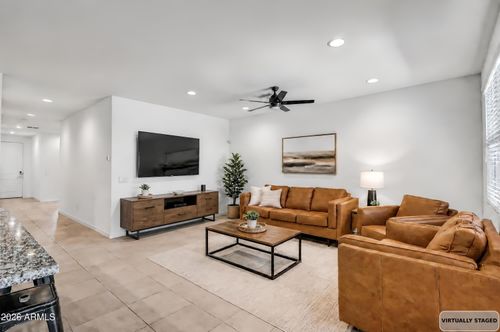 6732 W Pedro Ln, Laveen, AZ, 85339-4700 | Card Image