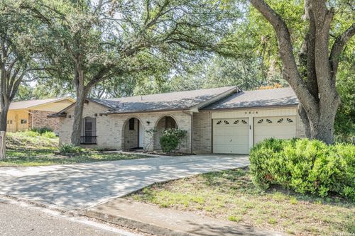 5414 King Albert St, San Antonio, TX, 78229-5237 | Card Image