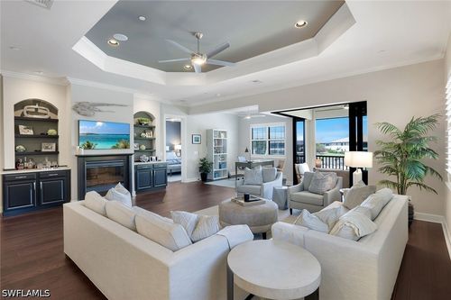 204-9684 Montelanico Loop, Naples, FL, 34119-2057 | Card Image
