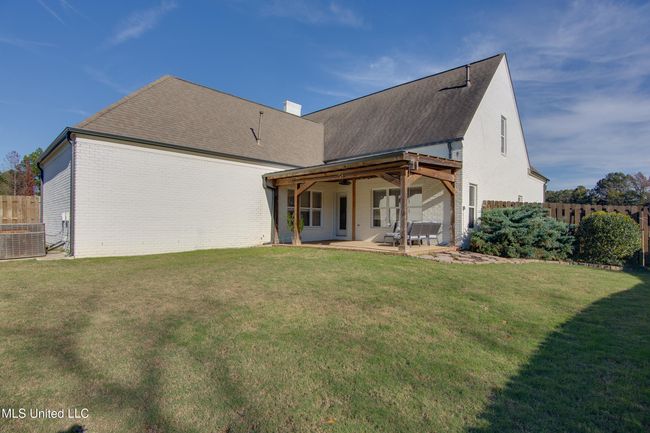 Rear | Image 25