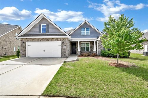2070 Austin Dr, Cullman, AL, 35058 | Card Image