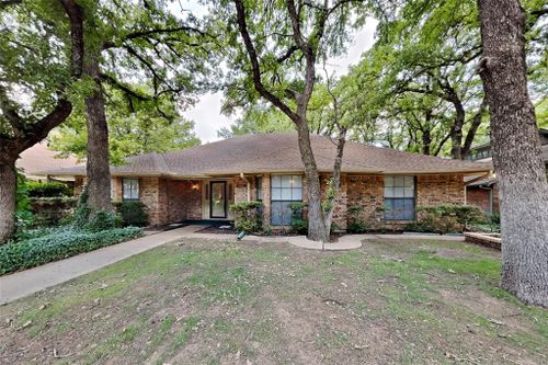 5608 Royal Club Drive, Arlington, TX, 76017 | Card Image