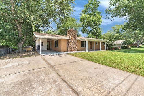 302 E Center St, Prairie Grove, AR, 72753-2706 | Card Image