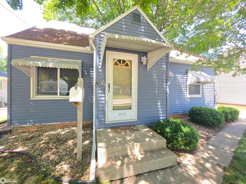 1046 1st St Ne, Mason City, IA, 50401-3601 | Card Image