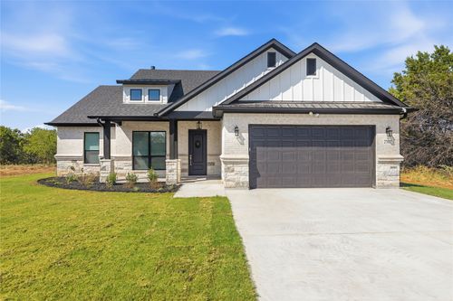 27027 Stonewood Dr, Whitney, TX, 76692-4600 | Card Image