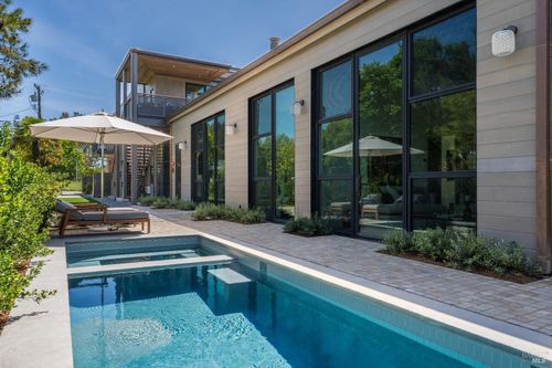 301 1st St W, Sonoma, CA, 95476 | Card Image