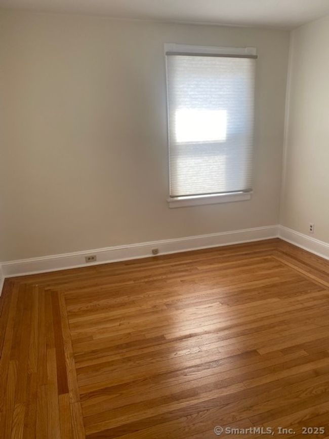 FL-2ND - 172 Beaver St, Home with 2 bedrooms, 1 bathrooms and 1 parking in Ansonia CT | Image 15
